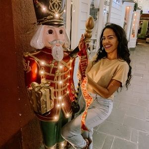 Meet your Posher, Arielle